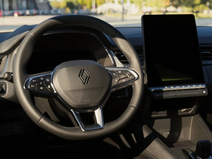 Renault Symbioz Techno 1.3 mild hybrid 103 kW Benzín Automatická převodovka na operativní leasing