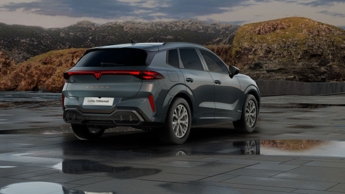 CUPRA Terramar 1.5 eTSI 150k DSG 7 automat na operativní leasing