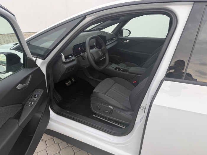 Volkswagen ID.3 Neo Style 79kWh / 170kW na operativní leasing