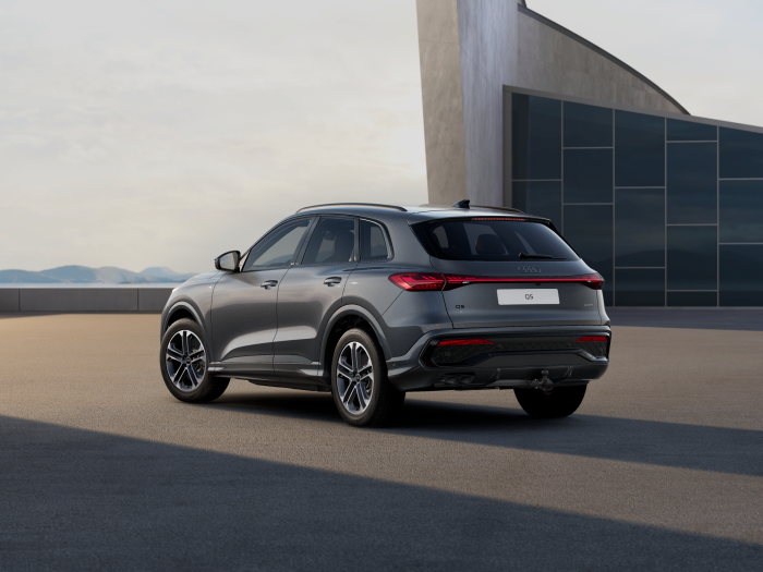 Audi Q5 TDI quattro 150 kW na operativní leasing