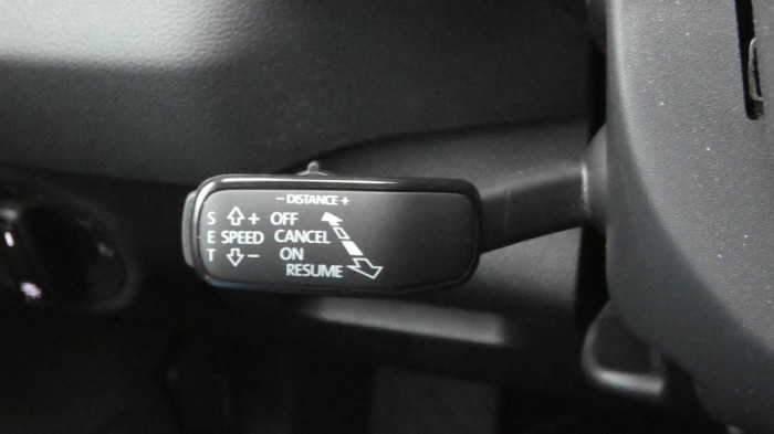 Škoda Karoq 1,5 TSI Sportline DSG na operativní leasing