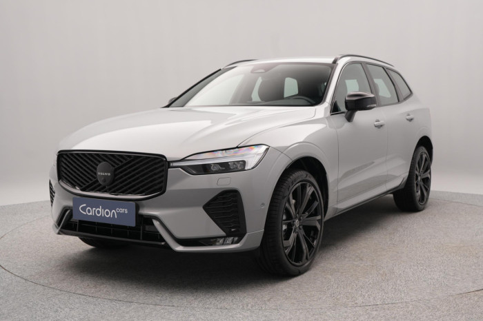 Volvo XC60 B5 AWD AUT PLUS BLACK EDITION na operativní leasing