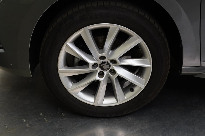 Škoda Kamiq 1.0 TSI 85kW DSG Top Selection na operativní leasing