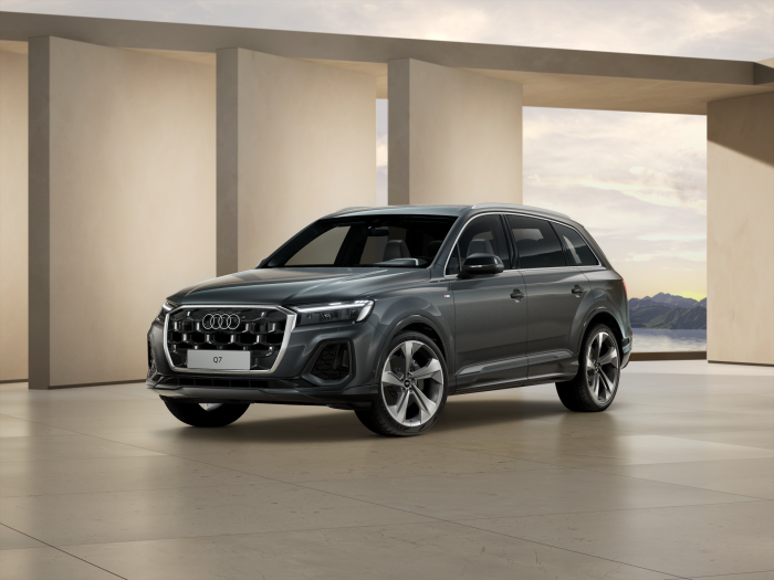 Audi Q7 SUV S line TFSI e quattro 290 kW na operativní leasing