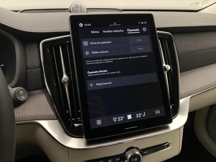 Volvo XC90 T8 AWD Plug-in BRIGHT PLUS 7m na operativní leasing