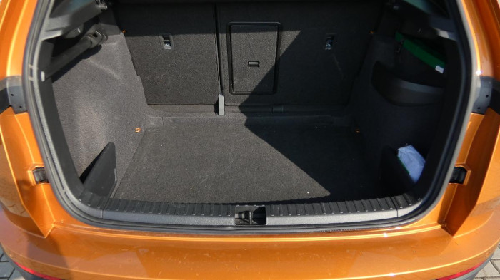 Škoda Karoq 1,5 TSI Style na operativní leasing