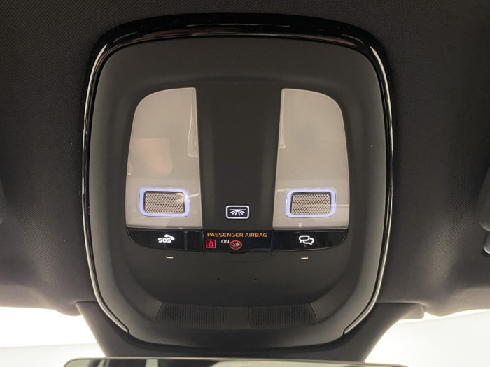 Volvo XC90 B5 AWD AUT BLACK EDITION PLUS na operativní leasing