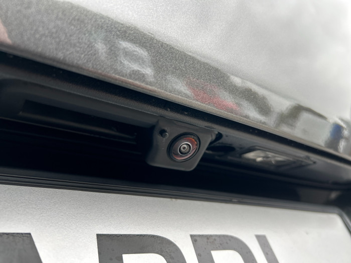 77kWh prodloužený dojezd 210kW na operativní leasing