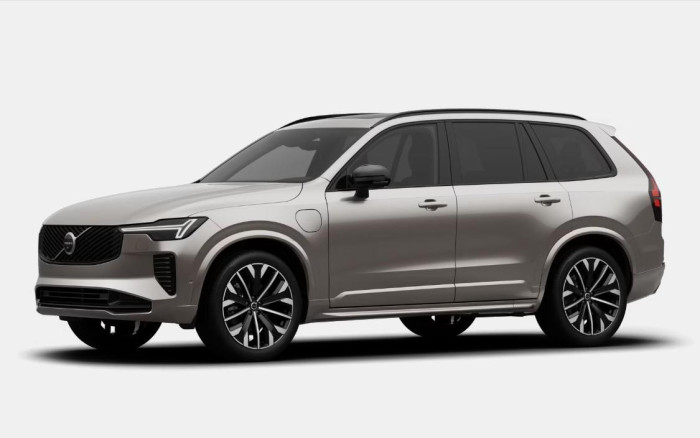 Volvo XC90 T8 AWD Plug-in DARK PLUS 7m na operativní leasing