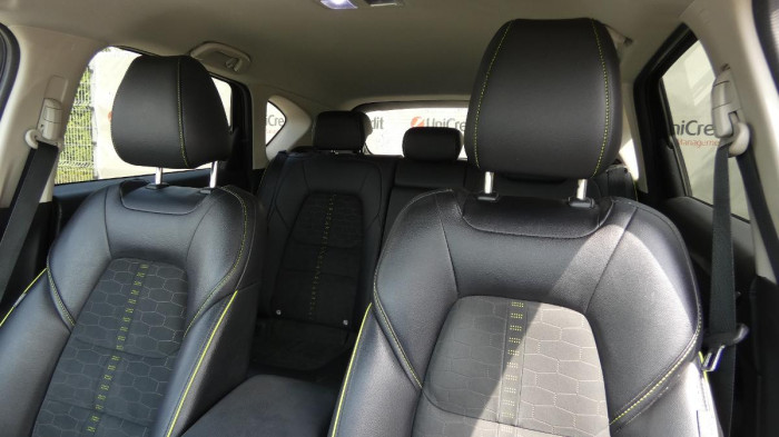 Mazda CX-5 2.5 Skyactiv AWD aut. Revoluti na operativní leasing