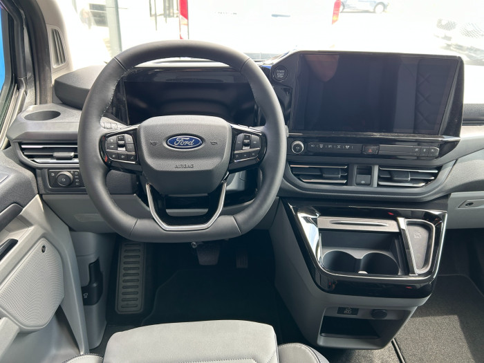 Titanium X L1 2.5 PHEV 171kW na operativní leasing