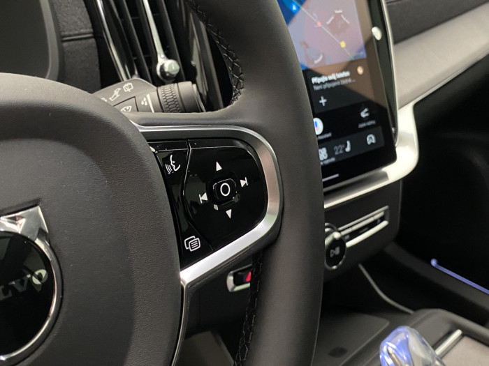Volvo XC90 T8 AWD Plug-in BRIGHT ULTRA na operativní leasing