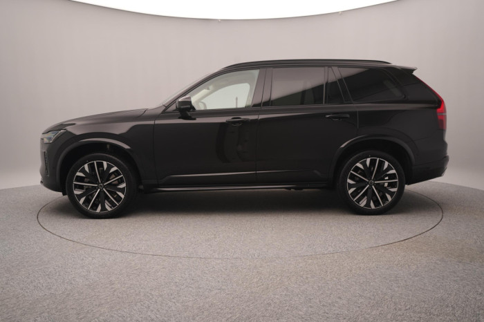 Volvo XC90 B5 AWD AUT DARK PLUS 7míst na operativní leasing