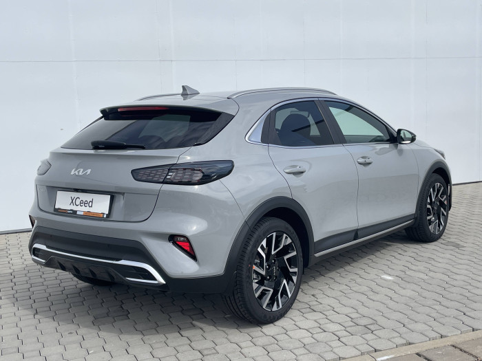 KIA XCeed STEEL EDITION 7DCT 1,6 T-GDi / 110kW na operativní leasing