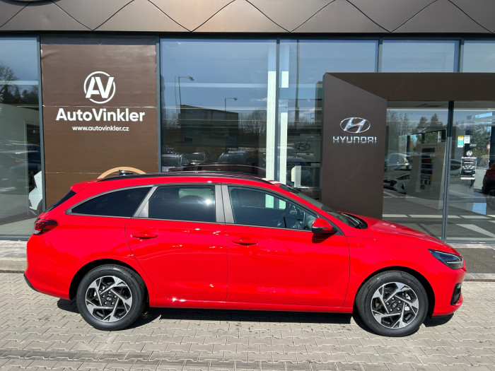 Hyundai i30 kombi 1,0 T-GDI MT GO Czech! na operativní leasing