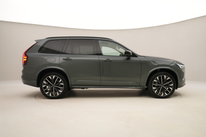 Volvo XC90 T8 AWD Plug-in DARK ULTRA na operativní leasing