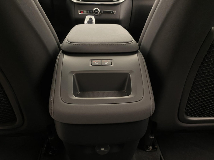 Volvo XC90 B5 AWD AUT BRIGHT PLUS 7míst na operativní leasing
