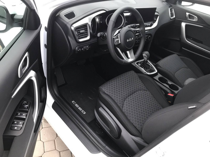 KIA Ceed SW CD SPIN 7DCT 1,5 T-GDi / 103kW na operativní leasing