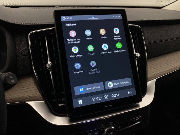 Volvo XC90 T8 AWD RECHARGE BRIGHT PLUS 7m na operativní leasing