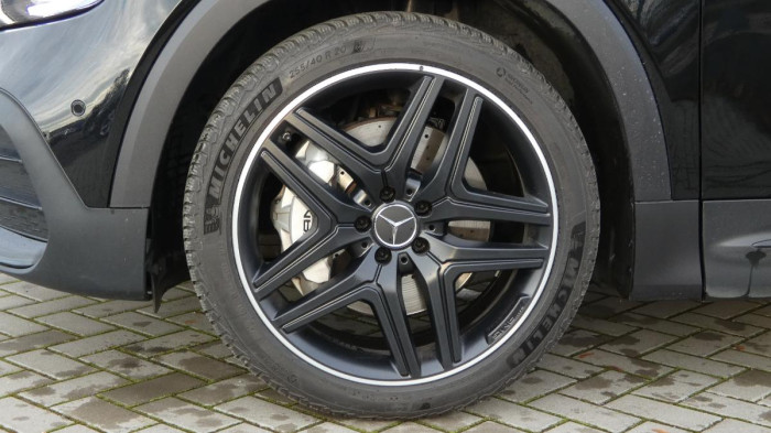 Mercedes-Benz GLB 35 4MATIC AMG na operativní leasing