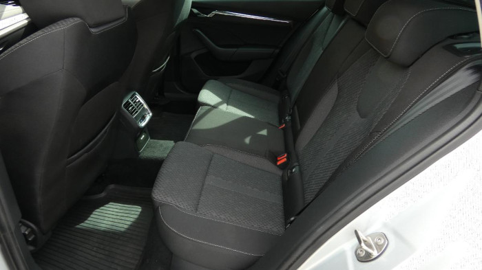 Škoda Octavia Combi 2,0 TDI Style 4x4 DSG 11 na operativní leasing
