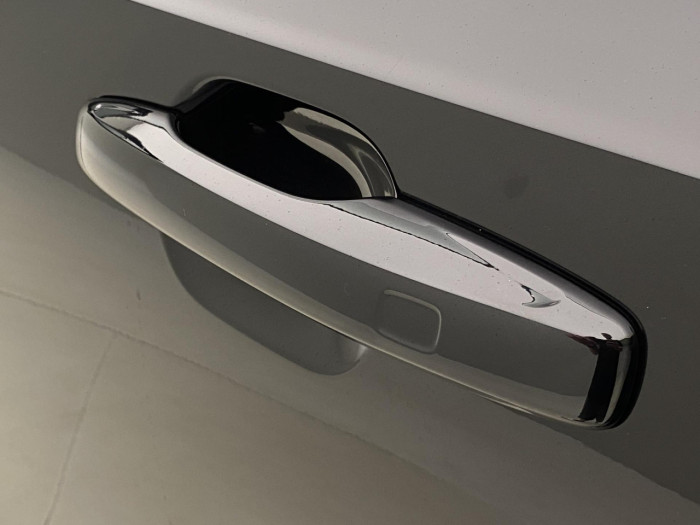 Volvo XC90 T8 AWD Plug-in BRIGHT PLUS 7m na operativní leasing