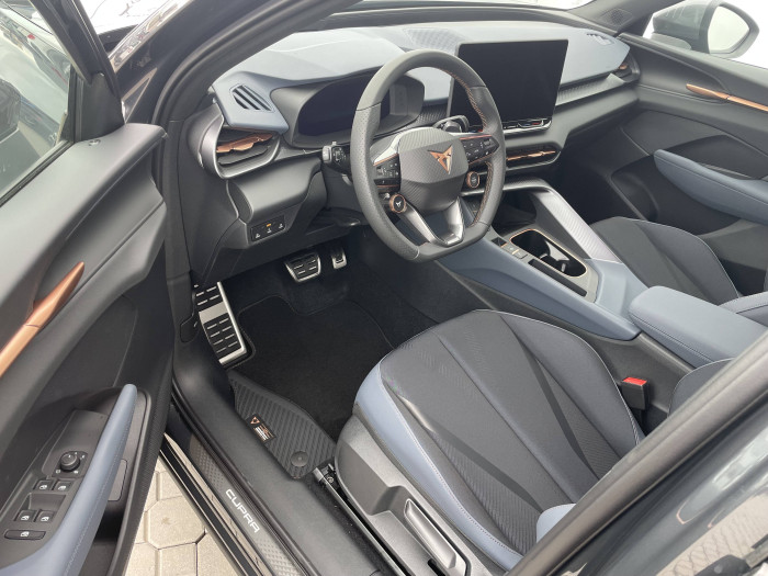 CUPRA Terramar DSG 4WD 2.0 TSI / 150kW na operativní leasing