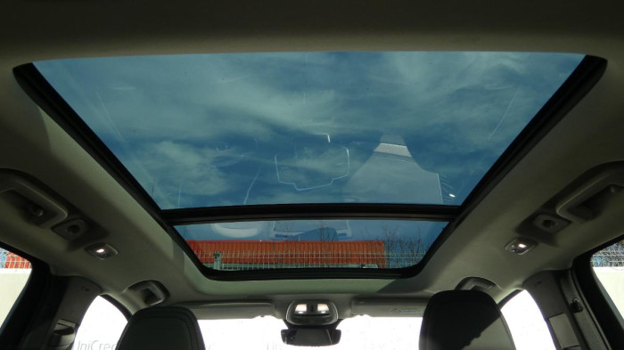 Volvo XC90 B5 AWD Plus Bright 7 míst na operativní leasing