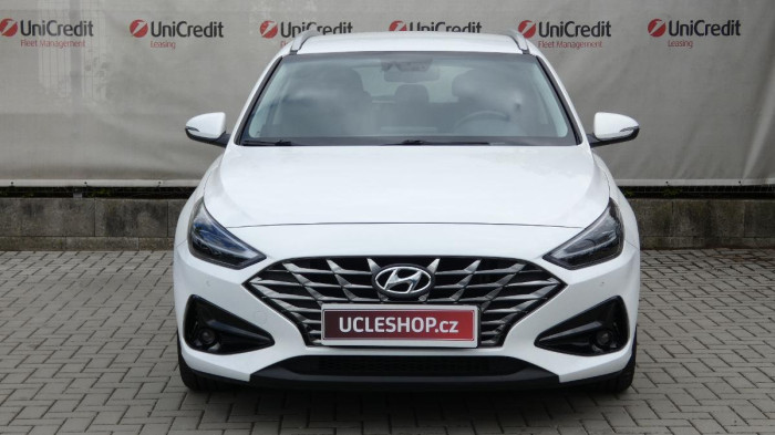 Hyundai i30 Kombi 1.5 T-GDI mHEV Smart na operativní leasing