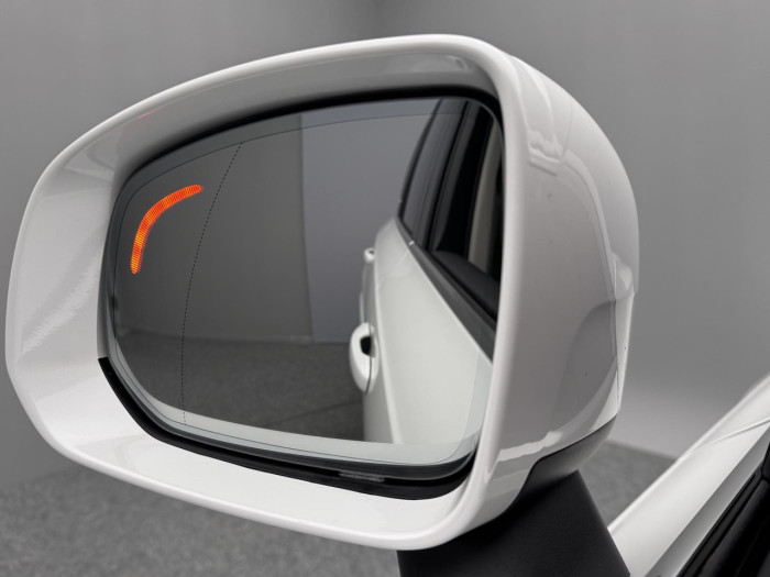 Volvo XC90 T8 AWD RECHARGE BRIGHT PLUS 7m na operativní leasing