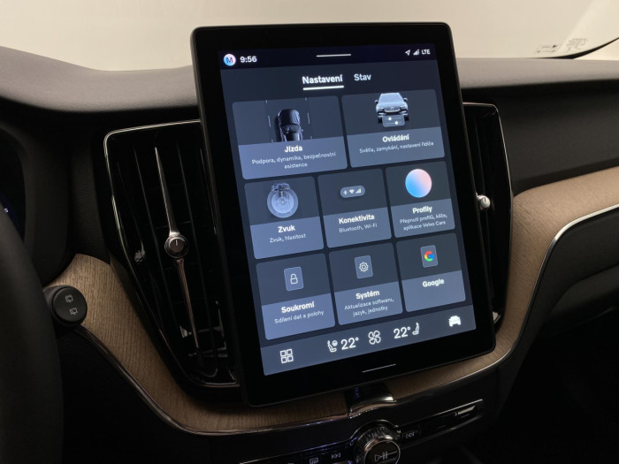 Volvo XC60 B5 AWD AUT BRIGHT PLUS na operativní leasing