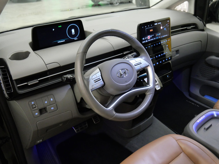 Hyundai Staria 2.2 CRDI 130kW DCT AWD Premium na operativní leasing