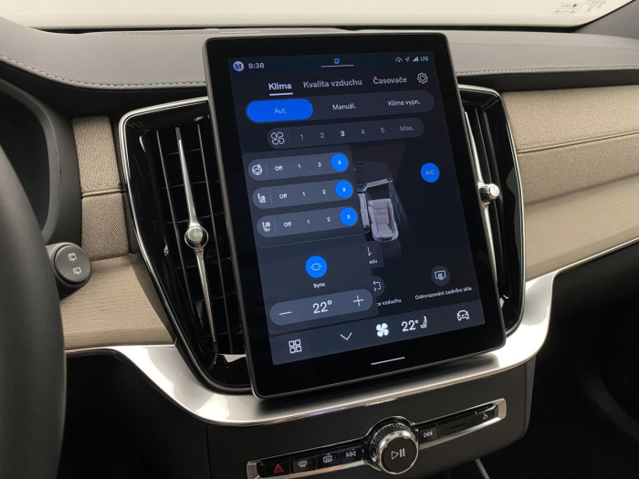 Volvo XC90 T8 AWD Plug-in BRIGHT PLUS 7m na operativní leasing