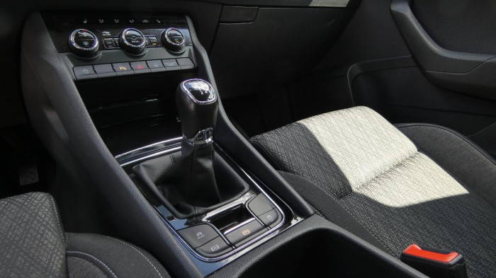 Škoda Karoq 2.0 TDI Style na operativní leasing