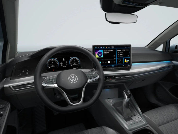 Volkswagen Golf People 1.5 TSI 85 kW Benzín Manuální převodovka na operativní leasing