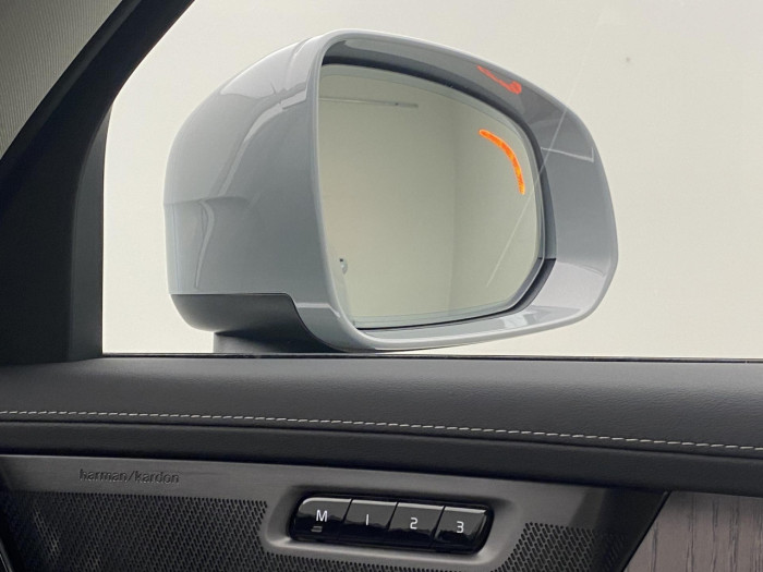 Volvo XC90 B5 AWD AUT BRIGHT PLUS 7míst na operativní leasing