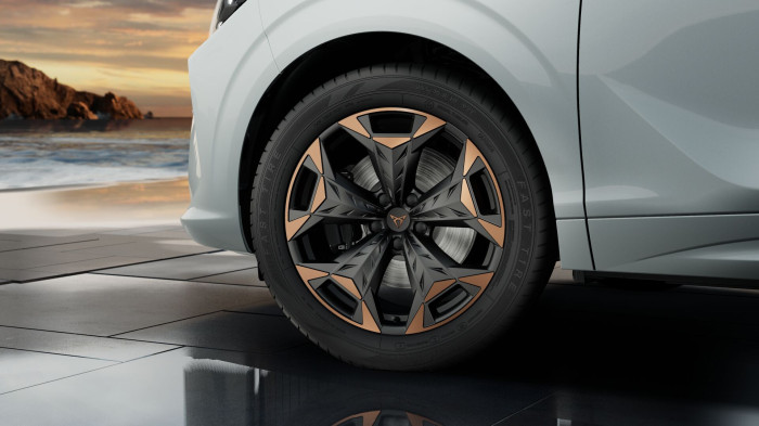 CUPRA Terramar 2.0 Tsi 4wd 150 kW Dsg automat 4x4 na operativní leasing