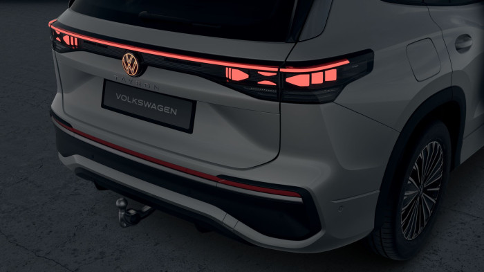 Volkswagen Tayron Elegance 1,5 TSI 150 kW eHybrid na operativní leasing