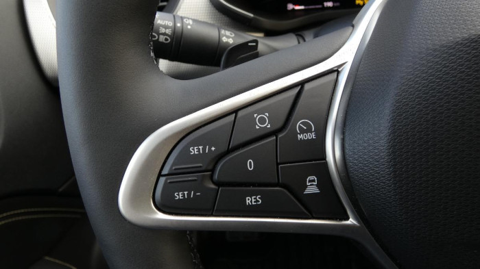 Renault Arkana 1,3 TCe 140 EDC Evolution na operativní leasing