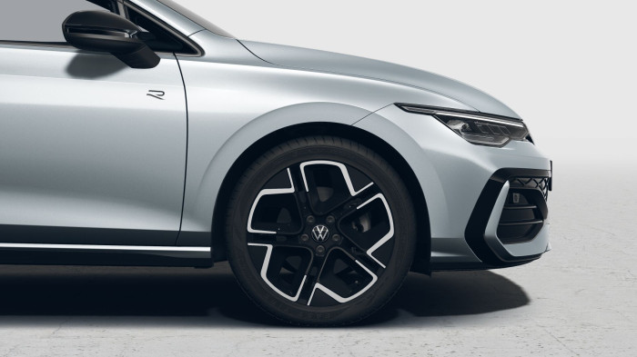 Volkswagen Golf Variant R-Line 2,0 TSI 150 kW 4MOT na operativní leasing