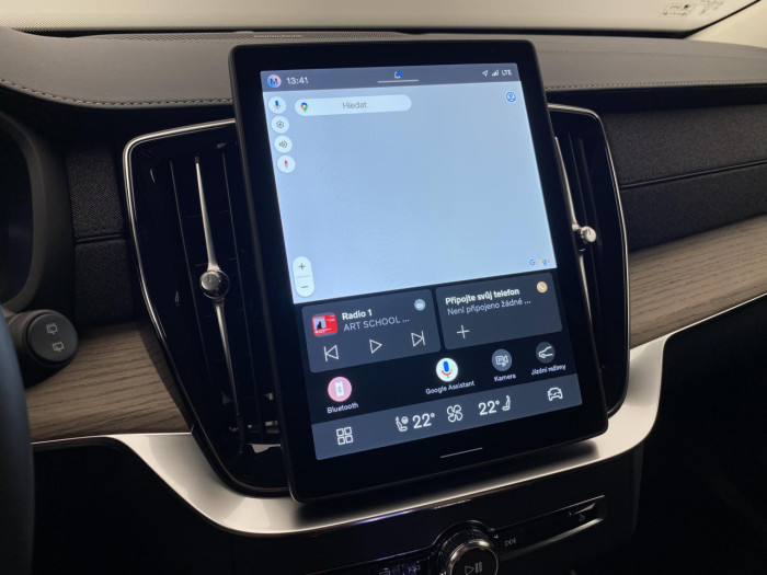 Volvo XC90 T8 AWD RECHARGE BRIGHT PLUS 7m na operativní leasing