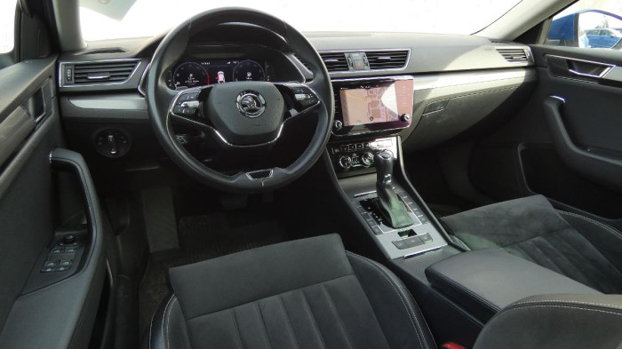Škoda Superb Combi 1.5 TSI DSG Style na operativní leasing