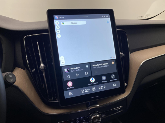 Volvo XC60 T6 AWD AUT BRIGHT PLUS na operativní leasing