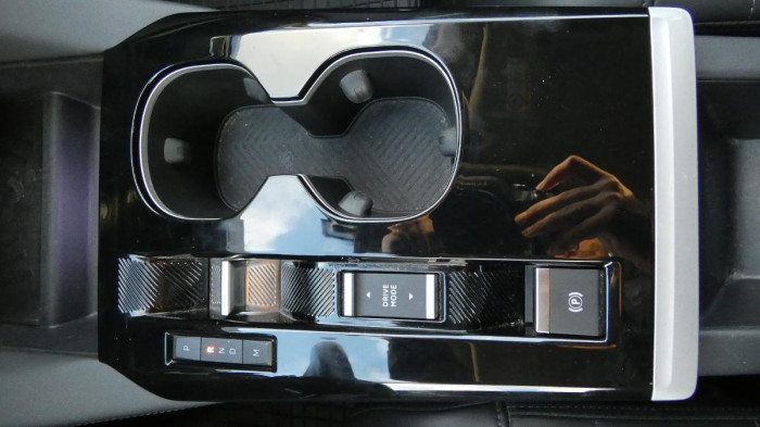 Citroën C5 X 1.6 PureTech 180 EAT8 Shine na operativní leasing