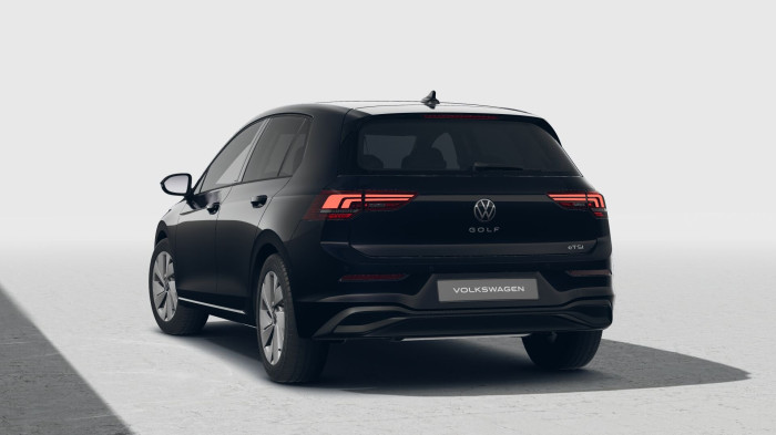 Volkswagen Golf People 1,5 TSI eHybrid 150 kW 6DSG na operativní leasing
