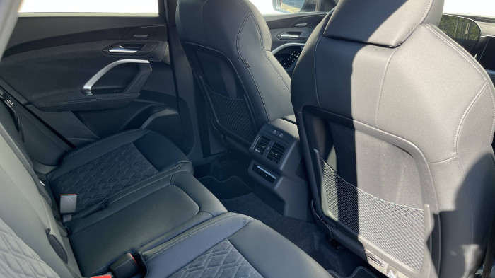 Audi Q5 Quattro ST7 2,0TDI / 150kW na operativní leasing