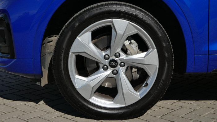 Audi Q5 40 TDI quattro S tronic S Line na operativní leasing