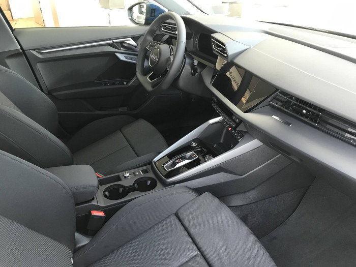 Audi A3 Sportback S line ST7 1,5TFSI  / 110kW na operativní leasing