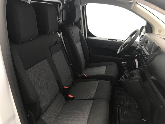 Peugeot Expert L2 MAN6 2,2 BlueHDi / 110kW na operativní leasing