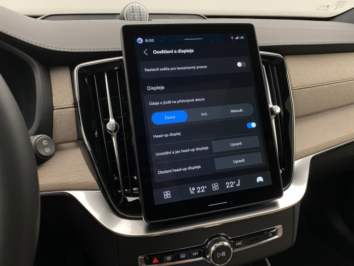 Volvo XC90 T8 AWD Plug-in BRIGHT ULTRA na operativní leasing